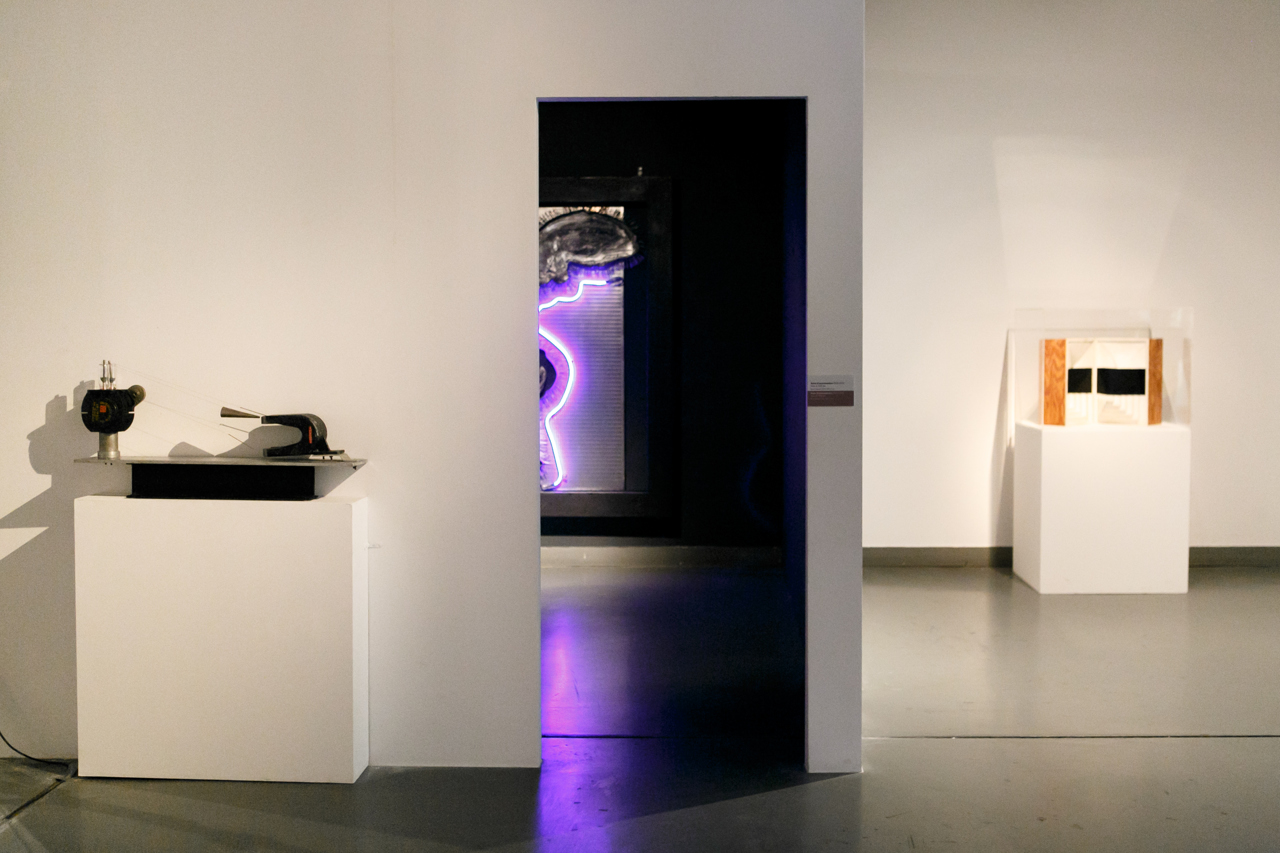 Εκθέματα καλλιτεχνών. Εκθέματα «Η Συλλογή της Alpha Bank. Ελληνική τέχνη από το 1960 έως σήμερα»