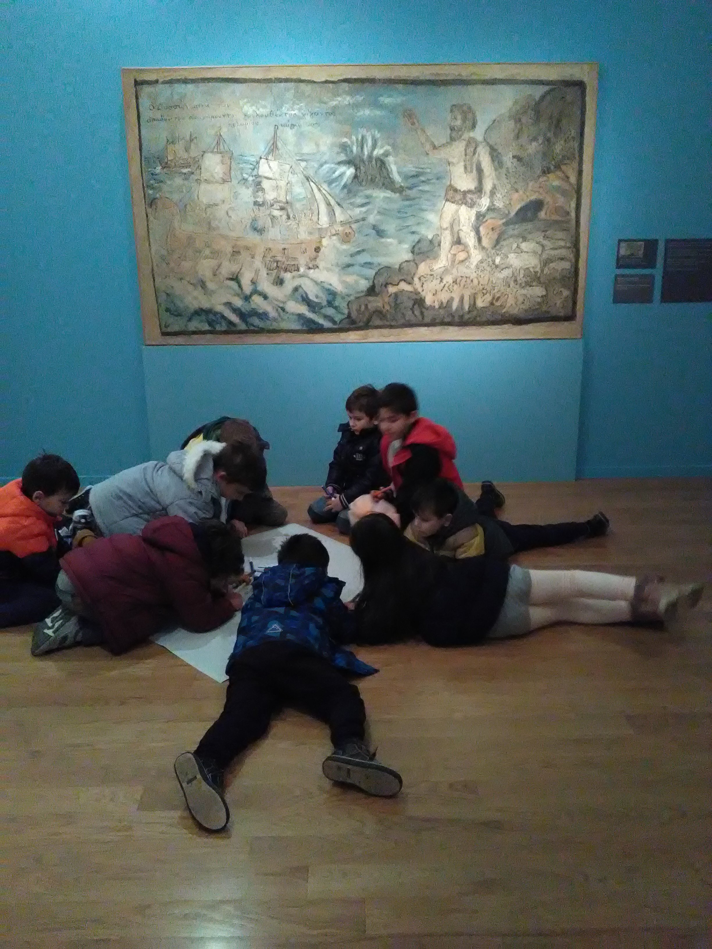 Φωτογραφία από τον εκθεσιακό χώρο με μαθητές Ξεναγήσεις στον Εκθεσιακό Πολιτιστικό Χώρο στο Ναύπλιο